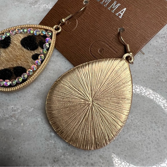 Emma Leopard Print rhinestone dangle earrings - Picture 2 of 2